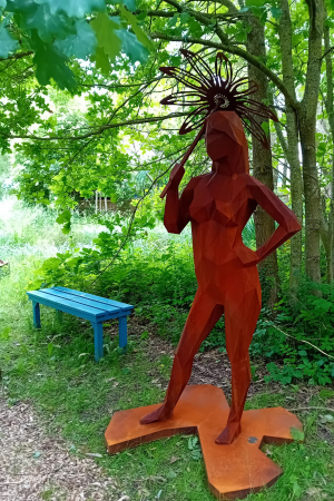 Ioannis Konsolakis - L'insouciante (In garden)(Corten steel)